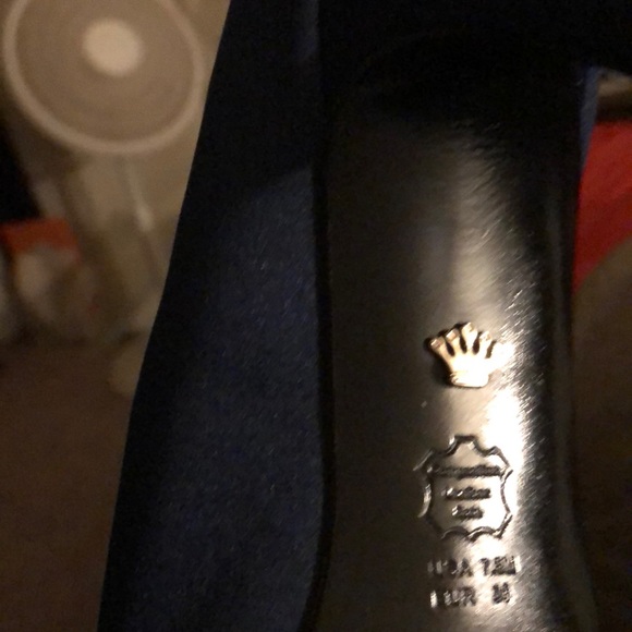 Shoes - Picture 2 of 5